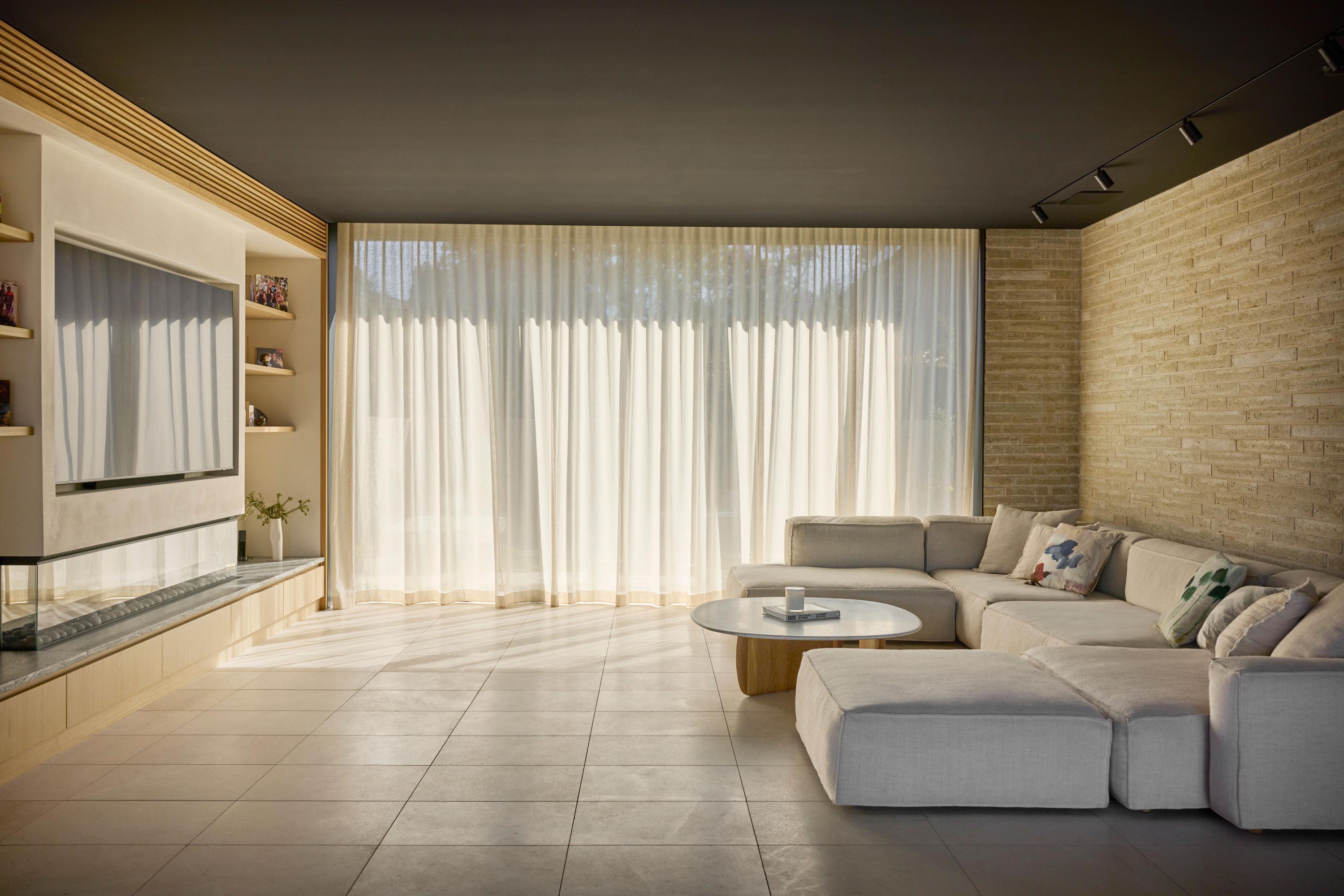 0237 - Allambie Heights Residence 028.jpg